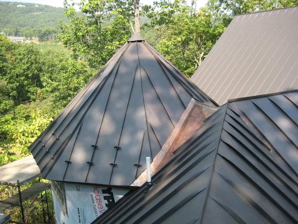 Professional Roof Tarp Installation by Craftsman Roofing in Imperial Estates